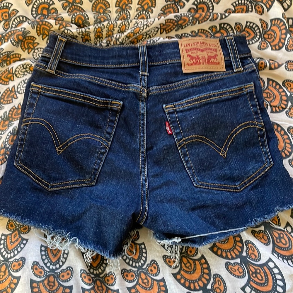 Levi’s high-rise shorts